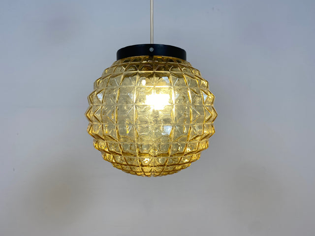 WMK # Hübsche & sehr gut erhaltene Mid-Century Hängelampe mit besonders schöner Rauchglasglocke & warmen Licht # Lüster Glaslüster Deckenlampe Pendelleuchte Deckenleuchte Kugellampe Vintage 60er 70er