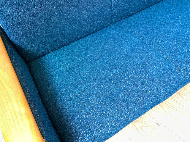 WMK I Stilvolles Mid-Century Klappsofa mit verstellb. Armlehnen, Bettwäschefach & petrol blauem Originalbezug I Sofa Couch 3-Sitzer 3er Daybed Sitzgarnitur Schlaf Klapp Retro Vintage 60er Berlin Köln
