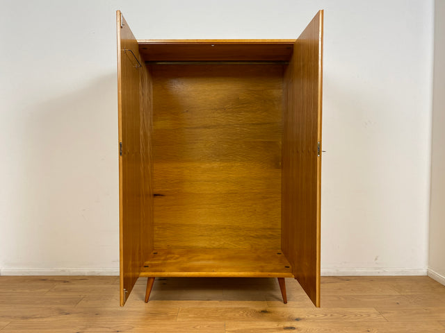 WMK # Hochwertiger & geräumiger Mid-Century Kleiderschrank von 1961, Vollholz in Birke, mit Kleiderstange # Schrank Schlafzimmerschrank Garderobe Wardrobe 60er DDR Vintage München Köln Stuttgart Kiel
