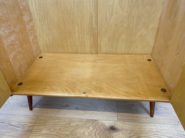 WMK # Raumaufhellender und gut erhaltener Mid-Century Kleiderschrank aus 1964 in Buche und Birke mit Aufsatz # Schrank Wäscheschrank Wardrobe Schlafzimmerschrank Aufsatzschrank DDR Vintage 60er Retro