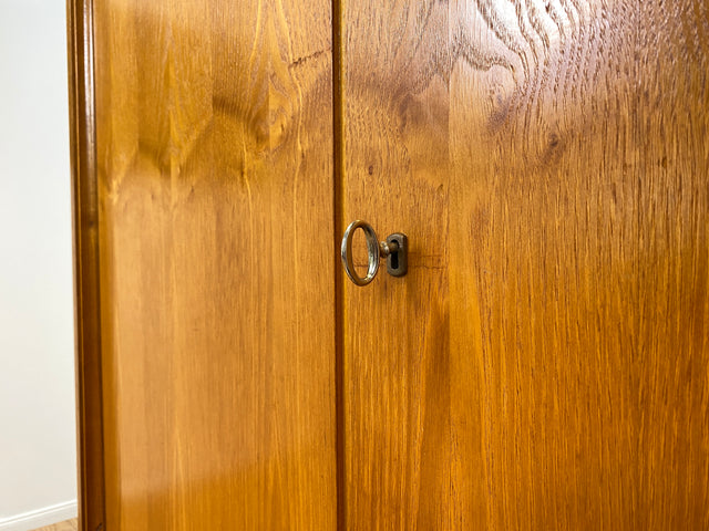 WMK Stilvoller und hochwertiger Mid-Century Kleiderschrank aus vollem Holz mit Kleiderstange und Regalböden # Schrank Schlafzimmerschrank Wardrobe Wäscheschrank Garderobe Flurschrank Vintage 50er 60er