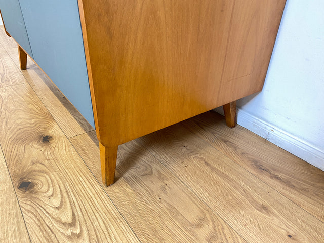 WMK # Hochwertiger & gut erhaltener Mid-Century Kleiderschrank aus vollem Holz in Blau, aus 1959, baugleich mit VEB Hellerau # Schrank Schlafzimmerschrank Wäscheschrank Wardrobe Vintage Esche DDR 50er