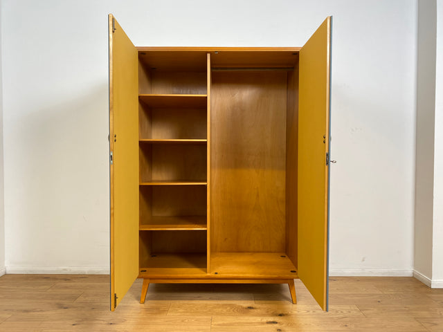 WMK # Hochwertiger & gut erhaltener Mid-Century Kleiderschrank aus vollem Holz in Blau, aus 1959, baugleich mit VEB Hellerau # Schrank Schlafzimmerschrank Wäscheschrank Wardrobe Vintage Esche DDR 50er