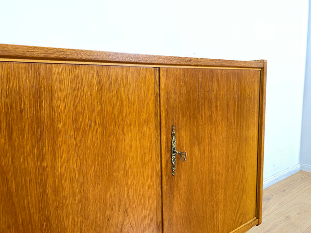 WMK I Stilvolle Mid-Century Kommode in Eiche aus 1967, bauähnlich mit 602 von Franz Ehrlich für VEB Hellerau I Sideboard Wäschekommode TV Lowboard Schrank Schuhschrank Vintage DDR Berlin München Bonn