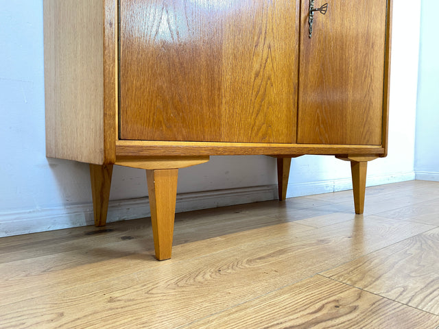 WMK I Stilvolle Mid-Century Kommode in Eiche aus 1967, bauähnlich mit 602 von Franz Ehrlich für VEB Hellerau I Sideboard Wäschekommode TV Lowboard Schrank Schuhschrank Vintage DDR Berlin München Bonn