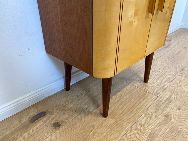 WMK 1/2 Formschöner & sehr gut erhaltener Mid-Century Nachttisch Modell Dominia mit abnehm. Glasauflage # Nachtschrank Nachtschränkchen Nachtkommode Beistelltisch Kommode Rockabilly Vintage 50er 60er