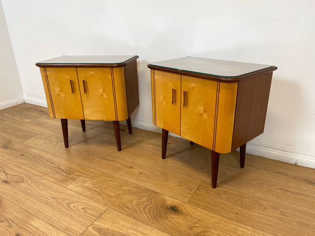WMK 1/2 Formschöner & sehr gut erhaltener Mid-Century Nachttisch Modell Dominia mit abnehm. Glasauflage # Nachtschrank Nachtschränkchen Nachtkommode Beistelltisch Kommode Rockabilly Vintage 50er 60er