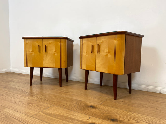WMK 1/2 Formschöner & sehr gut erhaltener Mid-Century Nachttisch Modell Dominia mit abnehm. Glasauflage # Nachtschrank Nachtschränkchen Nachtkommode Beistelltisch Kommode Rockabilly Vintage 50er 60er