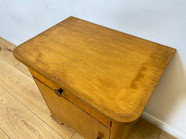 WMK 1/2 Schöner Mid-Century Nachttisch aus vollem Holz mit Schublade und Messinggriffen I Nachtschank Nachtschränkchen Nachtkommode Kommode Night Stand Art Deco Vintage 50er 60er Berlin Bochum Halle