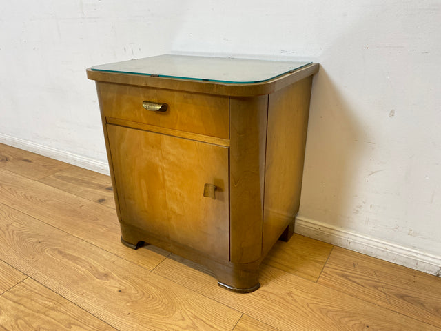 WMK I 1/2 Formschöner und sehr gut erhaltener Mid-Century Nachttisch mit Schublade