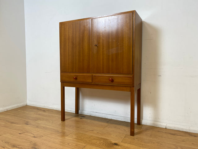 WMK I Schöner & geräumiger Mid-Century Schrank mit Schubladen und formschönen Holzgriffen I Highboard Kommode Wäscheschrank Wäschekommode Fernsehschrank Vintage 60er 70er Retro Berlin Wolfsburg NRW