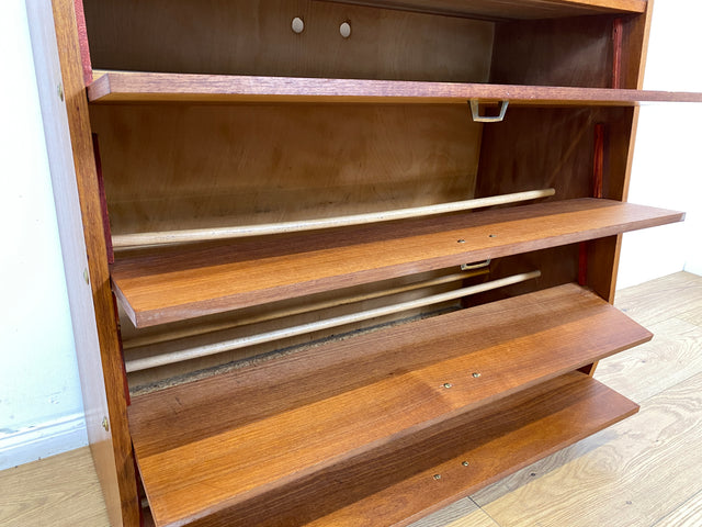 WMK I Schöner und gut erhaltener Mid-Century Schuhschrank mit 4 aufklappbaren Fächern und Messinggriffen I Schuhregal Schuhkommode Flurschrank Flurkommode Kommode Retro Vintage 60er 70er Berlin Bremen