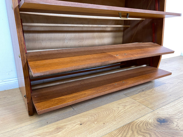 WMK I Schöner und gut erhaltener Mid-Century Schuhschrank mit 4 aufklappbaren Fächern und Messinggriffen I Schuhregal Schuhkommode Flurschrank Flurkommode Kommode Retro Vintage 60er 70er Berlin Bremen