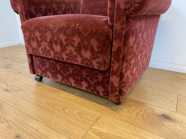 WMK # 1/2 Gemütlicher und sehr gut erhaltener Mid-Century Sessel auf Rollen mit bequemen Federkernsitz & bordeaux rotem Samt Bezug # Clubsessel Lesesessel Stuhl Armchair Brokat Vintage Retro 50er 60er