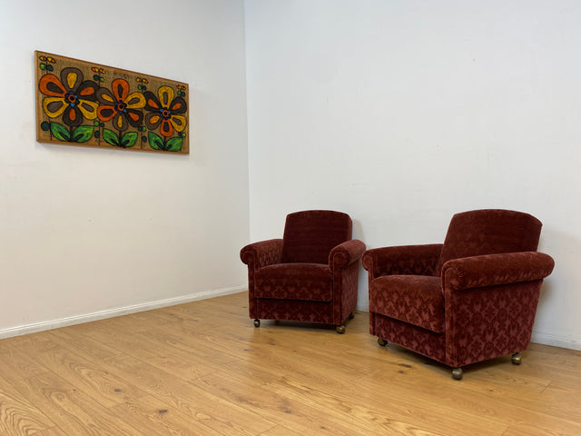 WMK # 1/2 Gemütlicher und sehr gut erhaltener Mid-Century Sessel auf Rollen mit bequemen Federkernsitz & bordeaux rotem Samt Bezug # Clubsessel Lesesessel Stuhl Armchair Brokat Vintage Retro 50er 60er