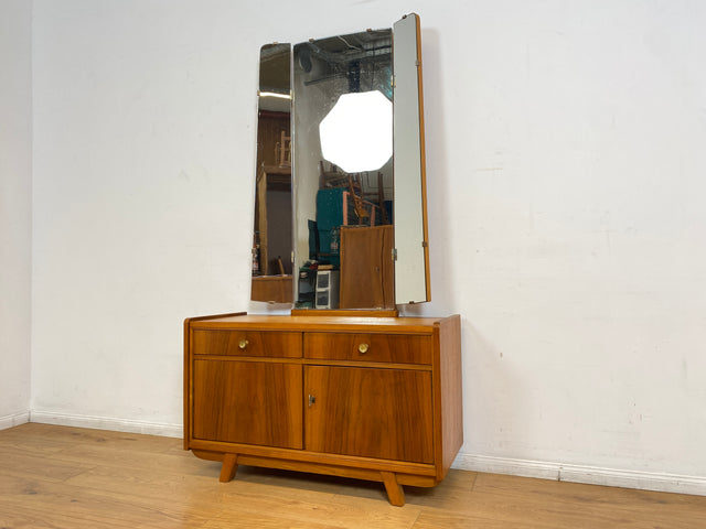 WMK I Stilvolle Mid-Century Spiegelkommode I Vollholz I mit Schubladen & Klappspiegel I Frisierkommode Schminkkommode Wäschekommode Kommode Sideboard Spiegel Ganzkörperspiegel Vintage Berlin Hof Köln