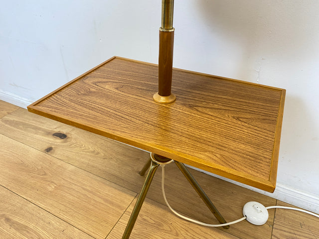 WMK # Perfekte Mid-Century Stehlampe für deine Leseecke I Seltene & gut erhaltene 60er Jahre Leselampe mit Ablage und Messinggestell # Lampe Leuchte Licht Stehleuchte Lamp Beistelltisch Vintage Retro