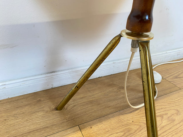 WMK # Perfekte Mid-Century Stehlampe für deine Leseecke I Seltene & gut erhaltene 60er Jahre Leselampe mit Ablage und Messinggestell # Lampe Leuchte Licht Stehleuchte Lamp Beistelltisch Vintage Retro