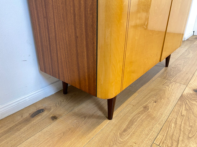 WMK Formschöner und sehr gut erhaltener Mid-Century Wäscheschrank Modell Dominia von VEB Heidenau mit Schubladen # Schrank Highboard Kommode Wäschekommode Schuhschrank 50er 60er Rockabilly Vintage DDR