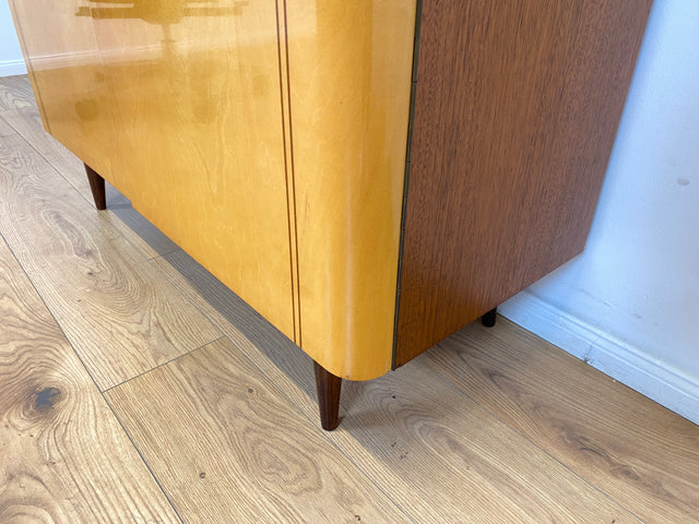 WMK Formschöner und sehr gut erhaltener Mid-Century Wäscheschrank Modell Dominia von VEB Heidenau mit Schubladen # Schrank Highboard Kommode Wäschekommode Schuhschrank 50er 60er Rockabilly Vintage DDR
