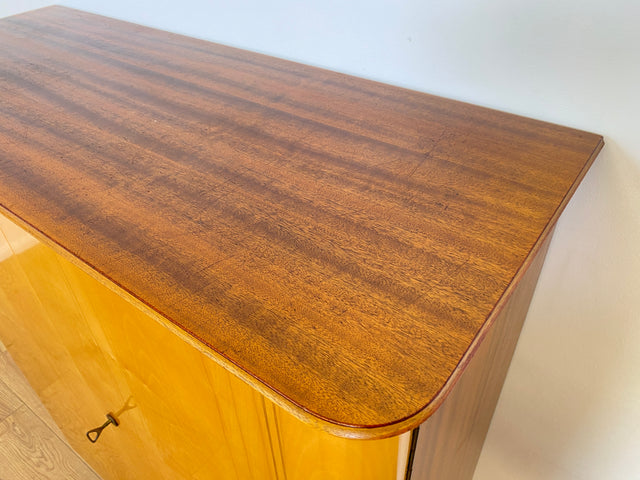 WMK # Formschöner und gut erhaltener Mid-Century Wäscheschrank Modell Dominia von VEB Heidenau mit Schubladen # Schrank Highboard Kommode Wäschekommode Schuhschrank 50er 60er Rockabilly Vintage DDR