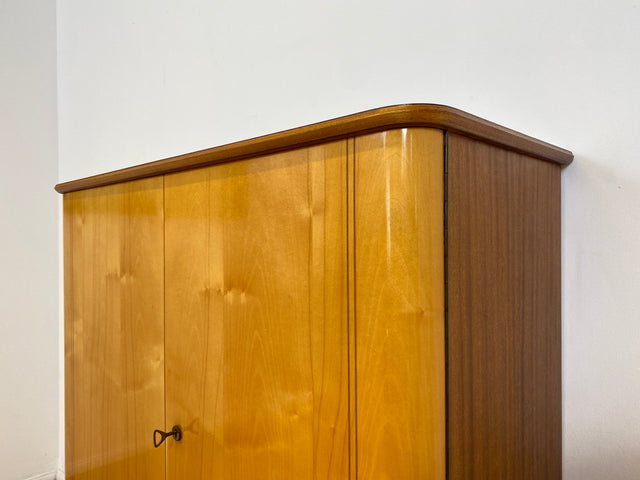 WMK # Formschöner und gut erhaltener Mid-Century Wäscheschrank Modell Dominia von VEB Heidenau mit Schubladen # Schrank Highboard Kommode Wäschekommode Schuhschrank 50er 60er Rockabilly Vintage DDR