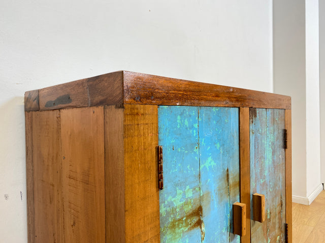 Boatwood by WMK I Meeresblaue & nachhaltige Kommode aus altem Bootsholz, ein handgefertigtes Unikat aus massivem Teakholz I Schrank Sideboard Anrichte Wäschekommode Wickelkommode Schuhschrank Cabinet