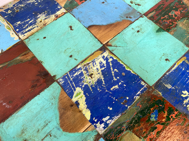 Boatwood by WMK I 100% nachhaltiger Couchtisch aus altem Bootsholz I handgefertigt aus Teakholz massiv I für In & Outdoor I bunter Wohnzimmertisch Beistelltisch Sofatisch Coffee Table Würfel Treibholz (Kopie)