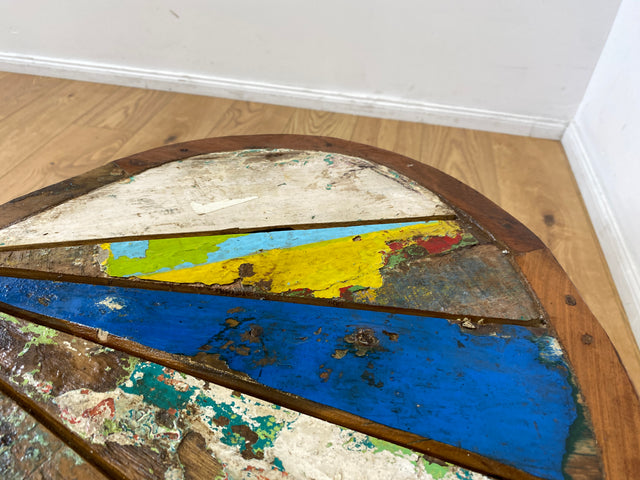 Boatwood by WMK I Einzigartiger bunter Nierentisch aus altem Bootsholz I ein handmade Unikat aus massivem Teakholz in Originalfarben I Couchtisch Wohnzimmertisch Coffee Table Berlin Hamburg Duisburg