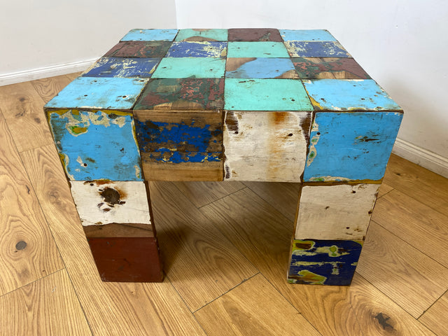 Boatwood by WMK I 100% nachhaltiger Couchtisch aus altem Bootsholz I handgefertigt aus Teakholz massiv I für In & Outdoor I bunter Wohnzimmertisch Beistelltisch Sofatisch Coffee Table Würfel Treibholz (Kopie)