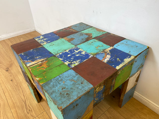 Boatwood by WMK I 100% nachhaltiger Couchtisch aus altem Bootsholz I handgefertigt aus Teakholz massiv I für In & Outdoor I bunter Wohnzimmertisch Beistelltisch Sofatisch Coffee Table Würfel Treibholz