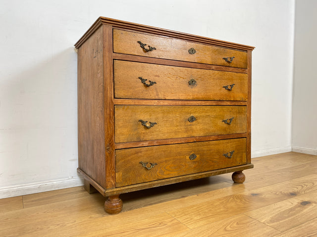 WMK I Imposante nordische antike Kommode aus massiver Eiche mit Schubladen & Messinggriffen I Bauernkommode Wäschekommode Schubladenkommode Wickelkommode Schrank Anrichte Cabinet Chest Vintage Berlin