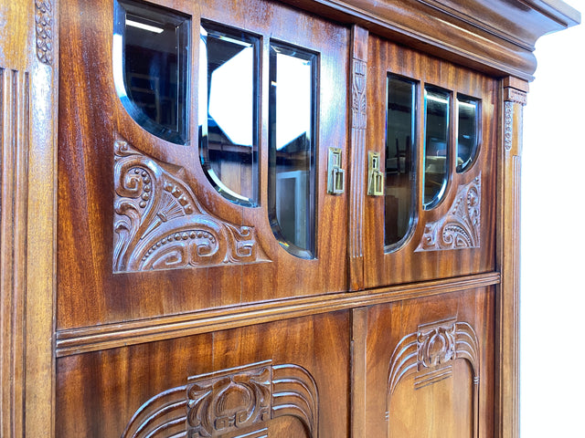 WMK I Vornehmes nordisches antikes Vertiko aus Mahagoni mit facettiertem Glas, handverziert I Schrank Kleiderschrank Wäscheschrank Bücher Vitrine Highboard Geschirrschrank Jugendstil Vintage Berlin