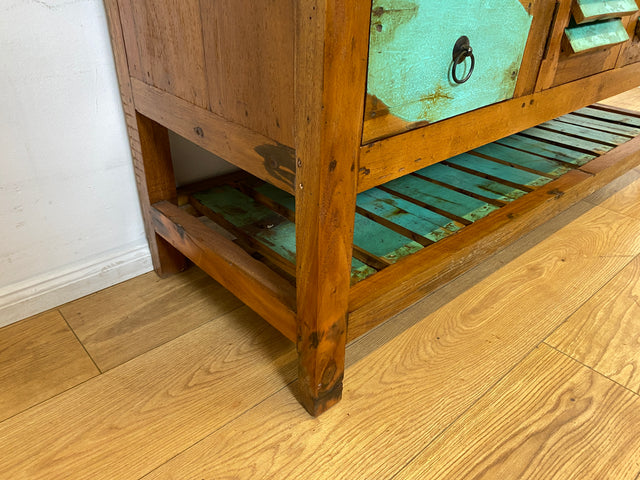 Boatwood by WMK I Nachhaltige Anrichte aus altem Bootsholz I handgefertigtes Unikat I Teakholz massiv I Schrank Sideboard Kommode Tresen Küchenschrank Büfett Buffet Flurkommode Berlin Rostock Hamburg