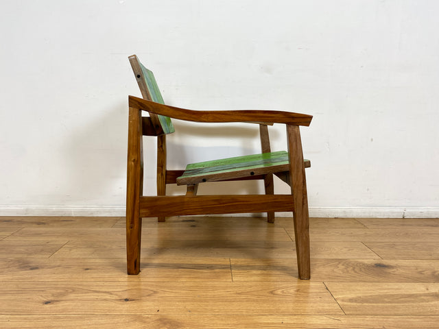 Boatwood by WMK I 1/3 Nachhaltiger handgefertigter Armlehnsessel aus altem Bootsholz in Originalfarben I Sessel Lesesessel Holzsessel Gartensessel Gartenmöbel Balkonmöbel Treibholz Berlin Bayern NRW