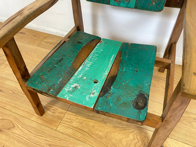 Boatwood by WMK I 1/3 Nachhaltiger handgefertigter Armlehnsessel aus altem Bootsholz in Originalfarben I Sessel Lesesessel Holzsessel Gartensessel Gartenmöbel Balkonmöbel Treibholz Berlin Bayern NRW