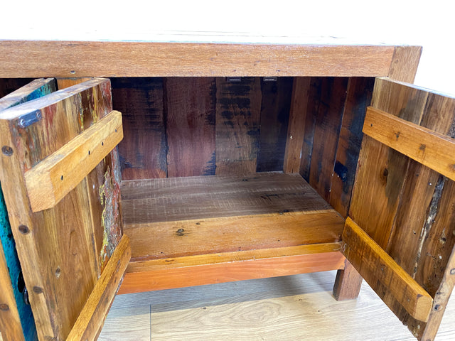 Boatwood by WMK # Nachhaltiges 180cm langes Sideboard aus altem Bootsholz, ein handgefertigtes Unikat aus massivem Teakholz # Kommode Lowboard TV Bank Board Anrichte Bootsmöbel Rostock Hamburg Usedom