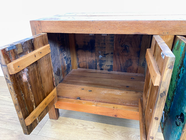 Boatwood by WMK # Nachhaltiges 180cm langes Sideboard aus altem Bootsholz, ein handgefertigtes Unikat aus massivem Teakholz # Kommode Lowboard TV Bank Board Anrichte Bootsmöbel Rostock Hamburg Usedom