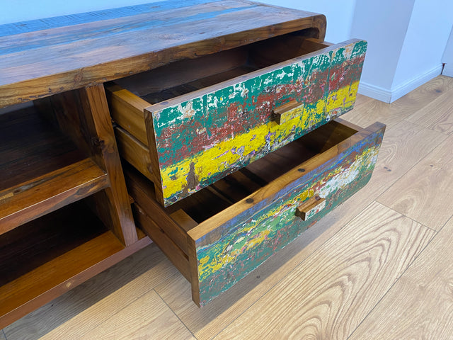 Boatwood by WMK # Nachhaltiges buntes TV-Lowboard mit Schubladen, ein aus altem Bootsholz handgefertigtes Unikat aus massivem Teakholz # Sideboard Lowboard Kommode TV-Bank Fernsehkommode Bootsmöbel