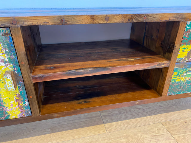 Boatwood by WMK # Nachhaltiges buntes TV-Lowboard mit Schubladen, ein aus altem Bootsholz handgefertigtes Unikat aus massivem Teakholz # Sideboard Lowboard Kommode TV-Bank Fernsehkommode Bootsmöbel