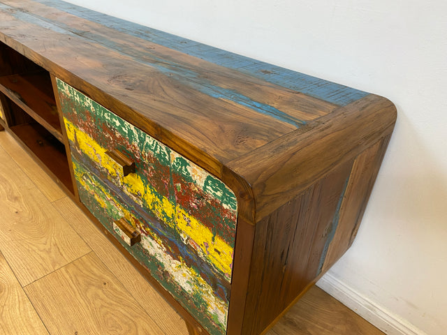 Boatwood by WMK # Nachhaltiges buntes TV-Lowboard mit Schubladen, ein aus altem Bootsholz handgefertigtes Unikat aus massivem Teakholz # Sideboard Lowboard Kommode TV-Bank Fernsehkommode Bootsmöbel