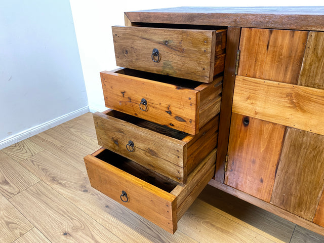 Boatwood by WMK I Nachhaltiges Sideboard aus altem Bootsholz mit Schubladen I handgefertigtes Unikat I Teakholz massiv I Schrank Wäschekommode Kommode Anrichte TV Lowboard Bootsmöbel Teak Berlin Köln