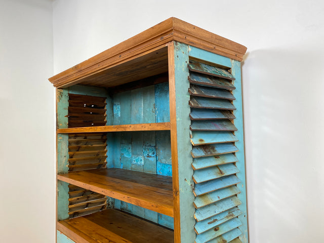 Boatwood by WMK # Wunderschönes Regal mit Schubladen, ein aus altem Bootsholz & alten Lamellen Türen handgefertigtes Unikat # Bücherregal Bücherschrank Highboard Holzregal Küchenregal Treibholz Teak