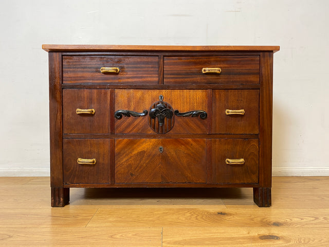 WMK I Nordische antike Kommode aus vollem Holz mit Schubladen & Originalgriffen I Schrank Anrichte Schubladenkommode Wäschekommode Sideboard Wickelkommode Jugendstil Art Deco Vintage Berlin Hof Trier