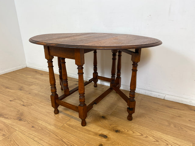 WMK # Schöner ovaler antiker Klapptisch aus Dänemark, aus massiver Eiche, sehr praktisch und gut erhalten I niedriger Esstisch Salontisch Beistelltisch Konsole Spieletisch Table Vintage Berlin Bremen