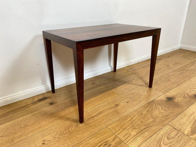 WMK # Stilvoller und sehr gut erhaltener kleiner skandinavischer 60er Jahre Couchtisch aus edlem Palisander # Wohnzimmertisch Beistelltisch Coffee Table Rosewood Danish Design Vintage Mid-Century 70er