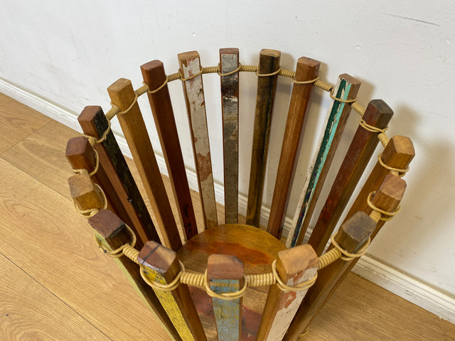 Boatwood by WMK # 1/3 Einzigartiger Papierkorb aus altem Bootsholz, ein handgefertigtes Unikat aus Teakholz , ⌀40cm # bunter Papiereimer Eimer Abfalleimer Korb Mülleimer Müllkorb Blumentopf Upcycling