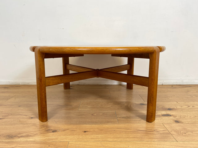 WMK # Rarer & gut erhaltener runder skandinavischer Mid-Century Designercouchtisch von L. Olsen & Søn Møbelfabrik aus massivem Teakholz # Wohnzimmertisch Round Coffee Table Danish Design Vintage Teak