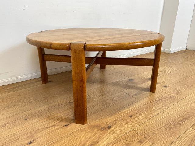 WMK # Rarer & gut erhaltener runder skandinavischer Mid-Century Designercouchtisch von L. Olsen & Søn Møbelfabrik aus massivem Teakholz # Wohnzimmertisch Round Coffee Table Danish Design Vintage Teak