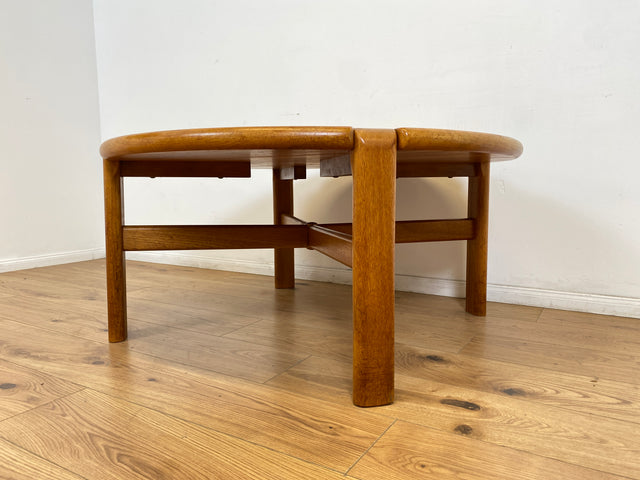 WMK # Rarer & gut erhaltener runder skandinavischer Mid-Century Designercouchtisch von L. Olsen & Søn Møbelfabrik aus massivem Teakholz # Wohnzimmertisch Round Coffee Table Danish Design Vintage Teak